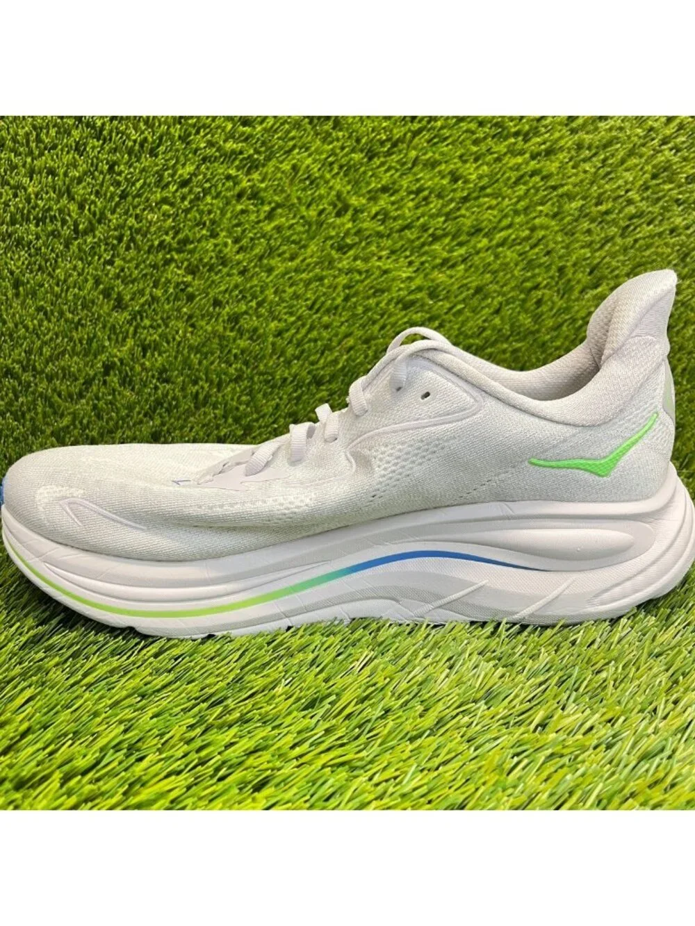 Hoka One One Clifton 10 Mens Size 10.5 Ash Gray Athletic Running Shoes Sneakers